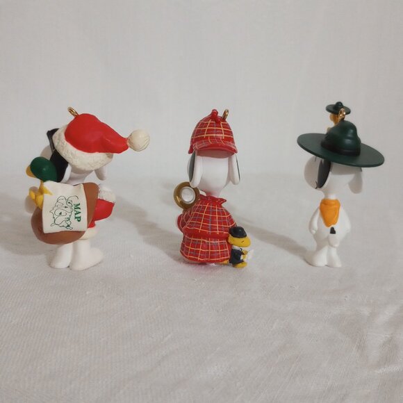 3 Hallmark Spotlight on Snoopy Ornaments, Years 1998, 2000, and 2001, Pre-Owned - Picture 4 of 4